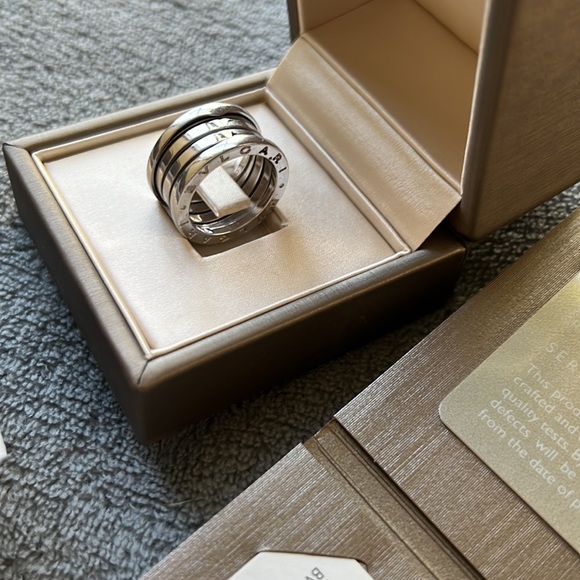 B.ZERO1 RING - Picture 3 of 6